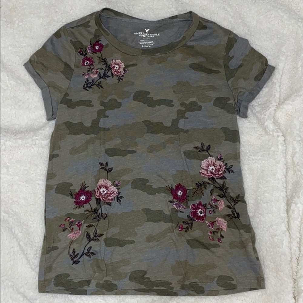 American Eagle shirt